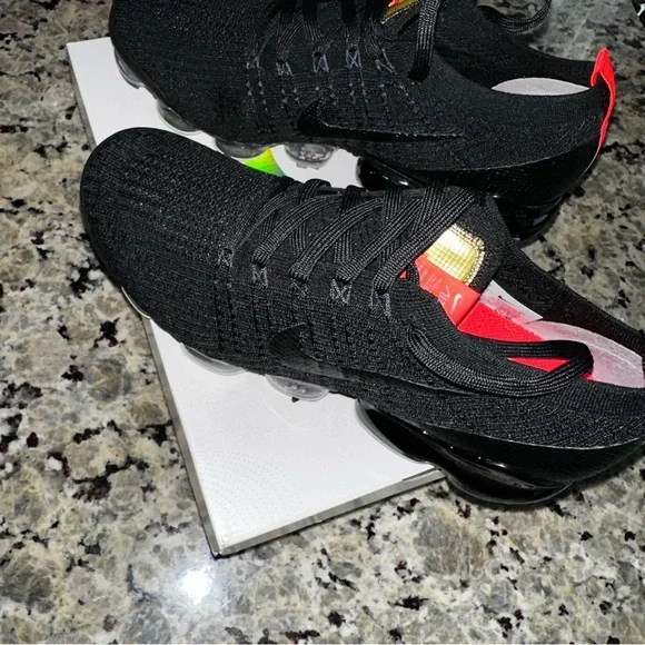 Nike Air VaporMax Flyknit 3 'Snakeskin' [AJ6900-023] Men's Size 11 - Picture 2 of 7